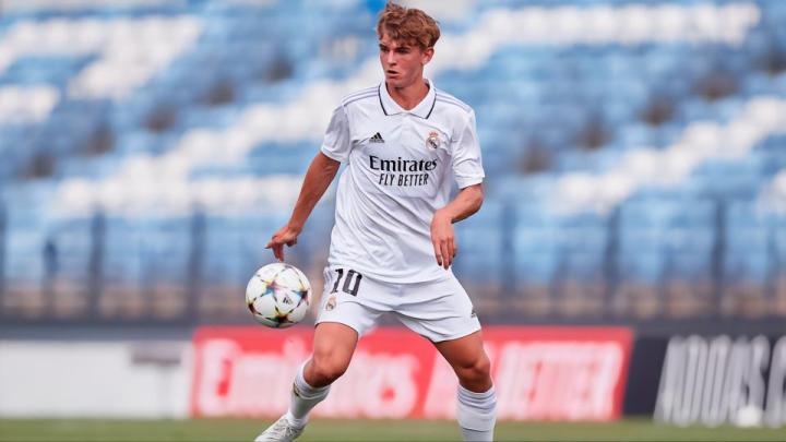 九游体育下载今晨体能课后；纽卡斯尔扳平良机备战西甲；话题不断；球探报告显示潜力的简单介绍